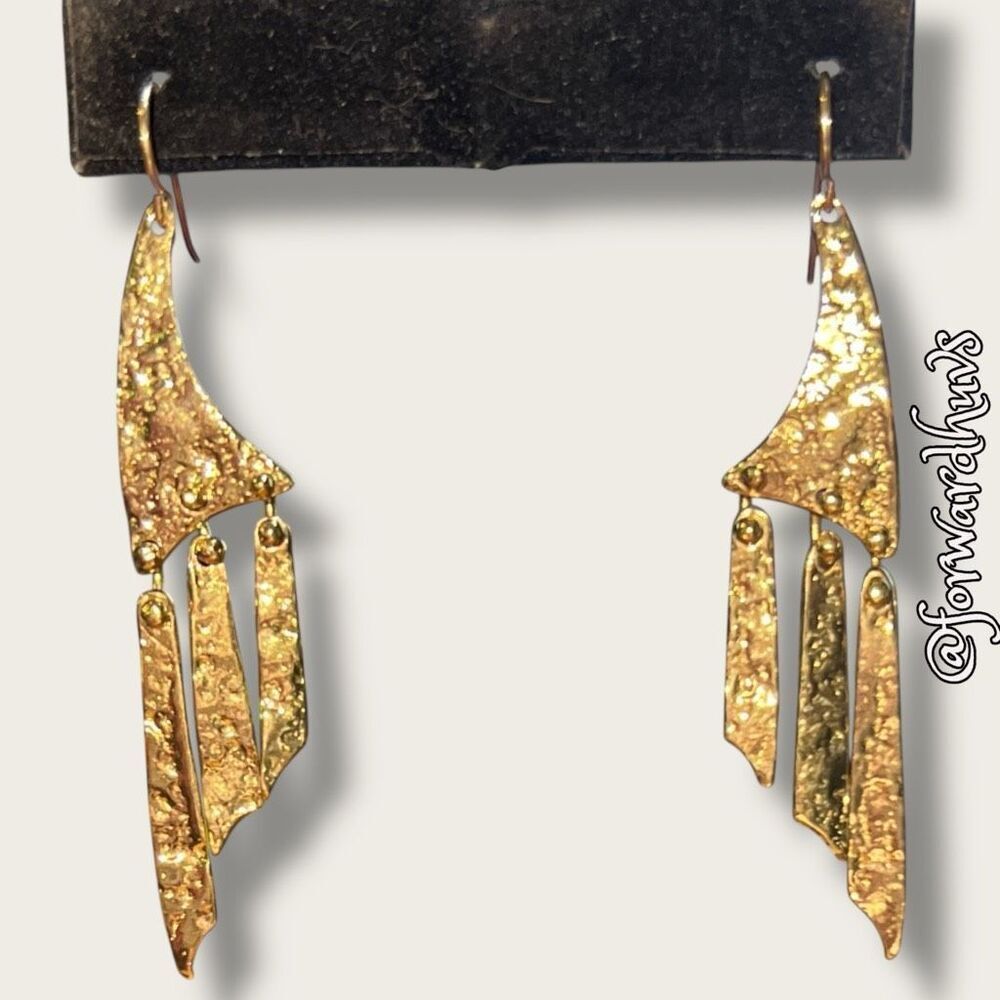 Gold-Tone Geometric Dangle Earrings – Hammered Finish – Abstract Modern - Picture 6 of 7